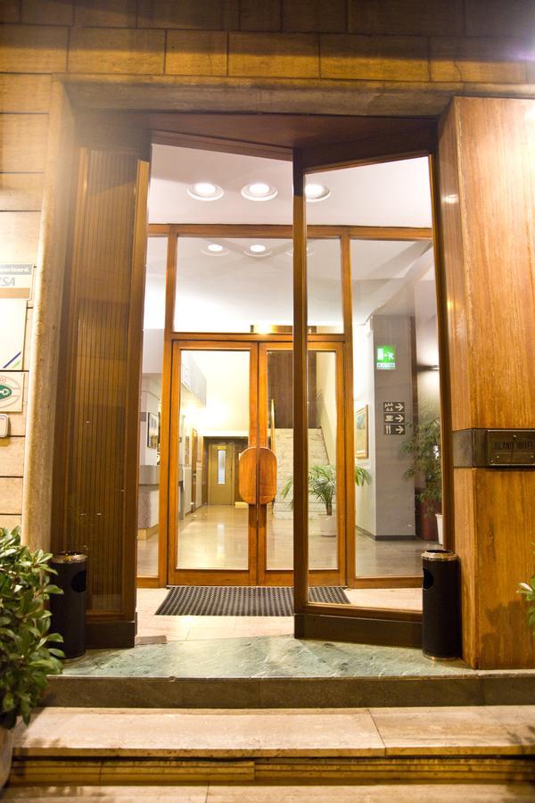 Hotel Milano Пистойя Экстерьер фото